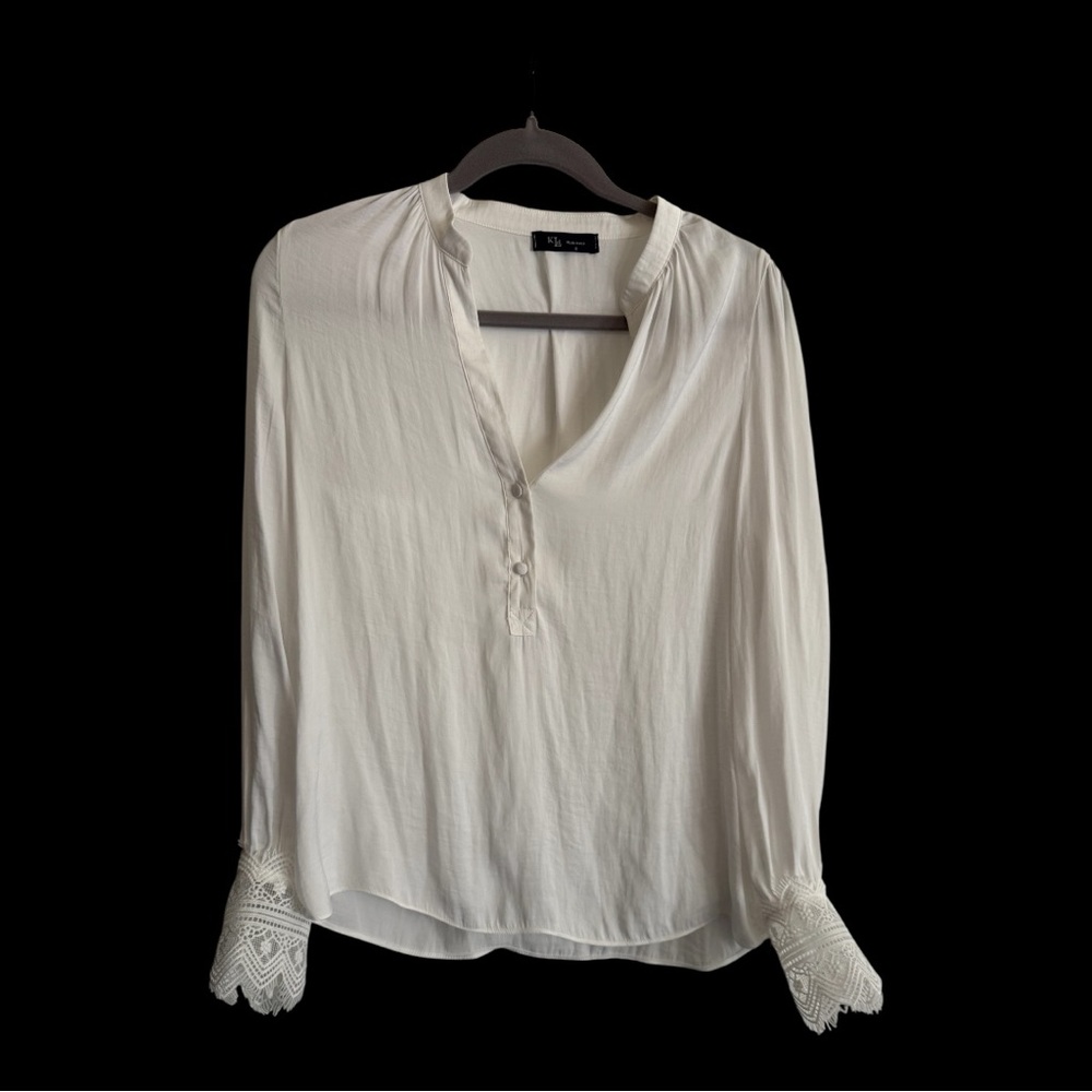 KLD White Long Sleeve Blouse w/ Lace Cuffs – Size S